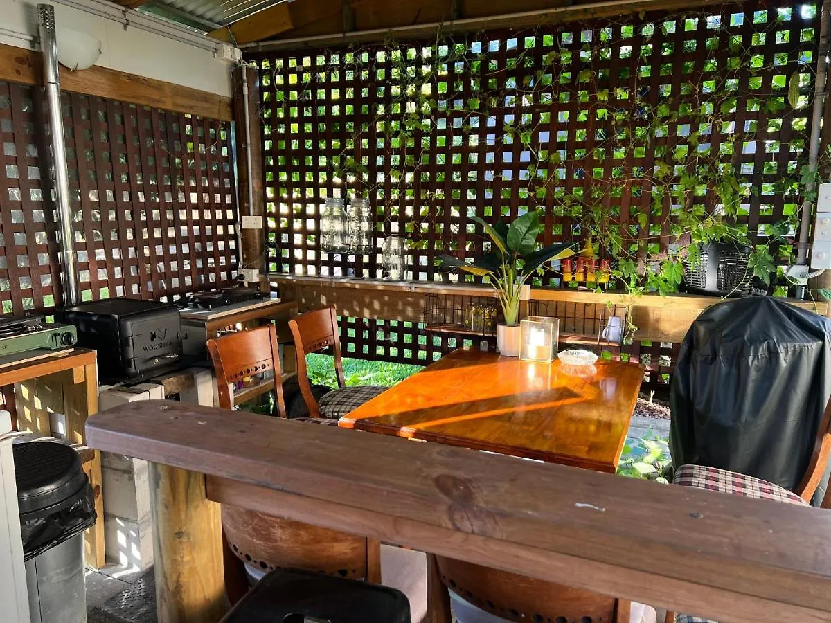 Homestay Xyl Holiday Inn Caloundra