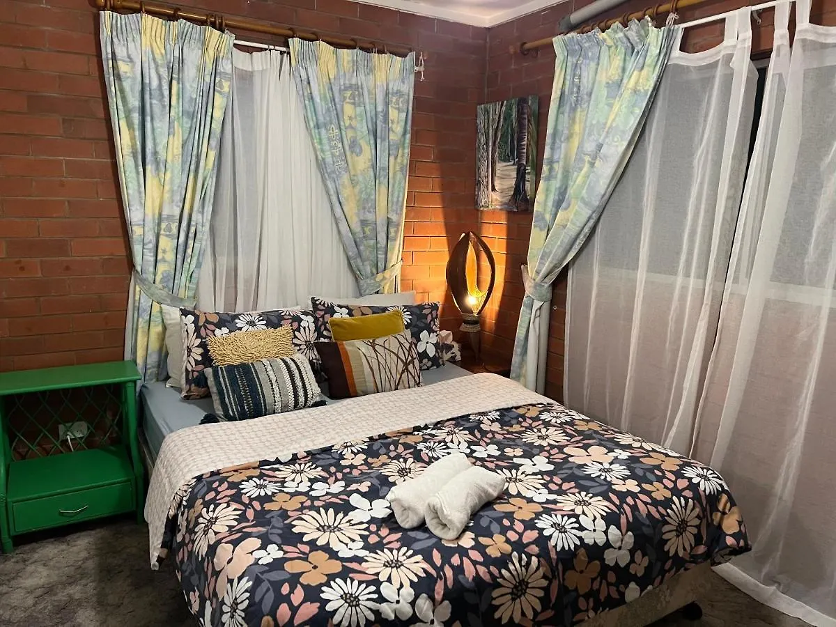 Xyl Holiday Inn Калаундра